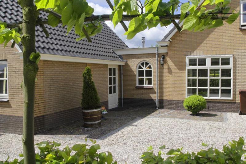 Bed and Breakfast Het Jaarsveldhof Монтфорт Экстерьер фото