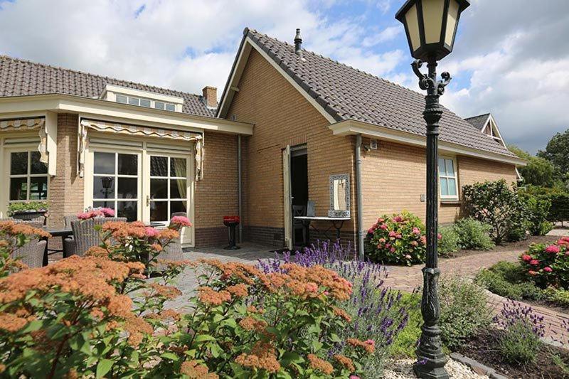 Bed and Breakfast Het Jaarsveldhof Монтфорт Экстерьер фото