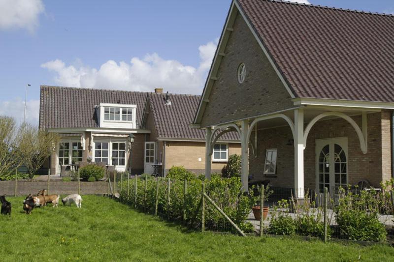 Bed and Breakfast Het Jaarsveldhof Монтфорт Экстерьер фото