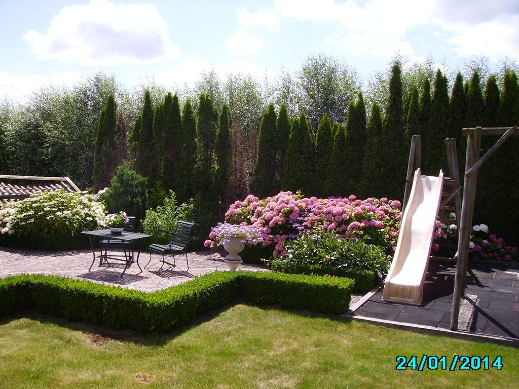 Bed and Breakfast Het Jaarsveldhof Монтфорт Экстерьер фото